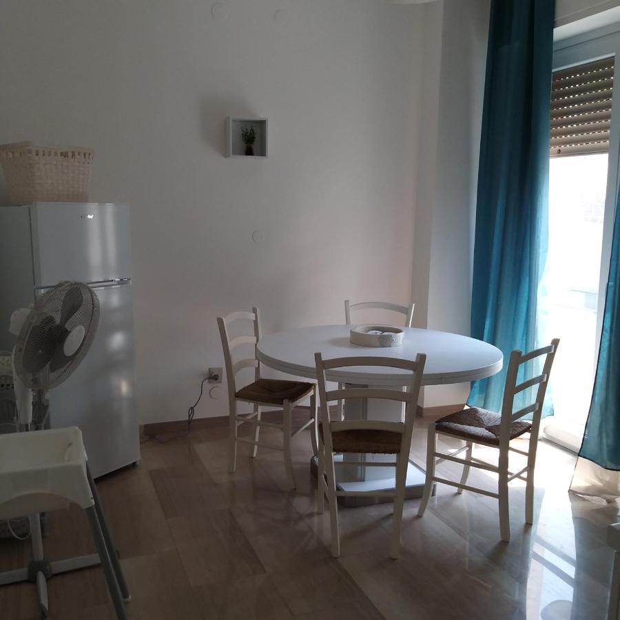 Casa Luna Lejlighed Montesilvano Marina Eksteriør billede